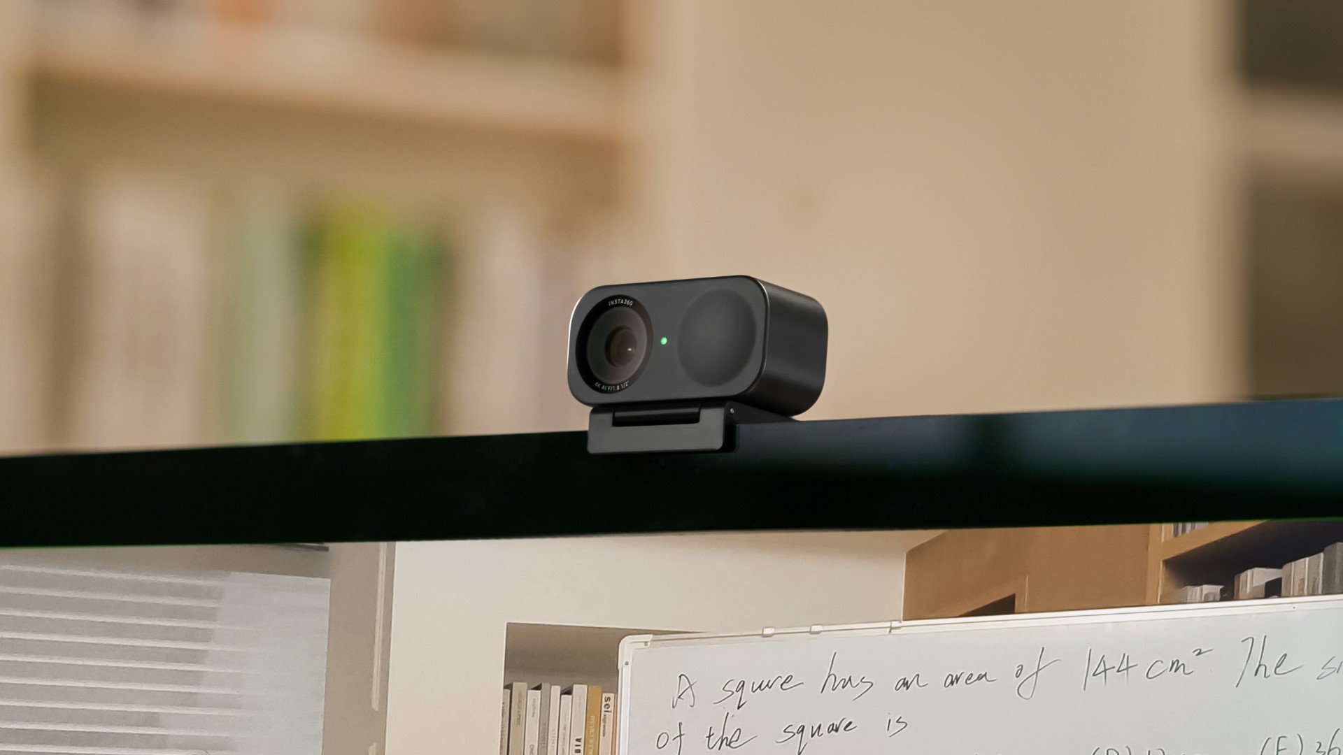 Insta360 Launches The Link 2 And Link 2C 4K Webcams With AI Magic 10