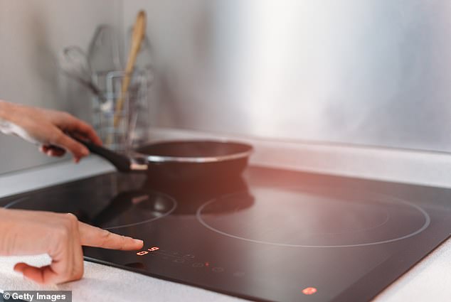 Touchscreen stovetops saw users found the process difficult after the touch buttons malfunctioned, often from pots that boiled over