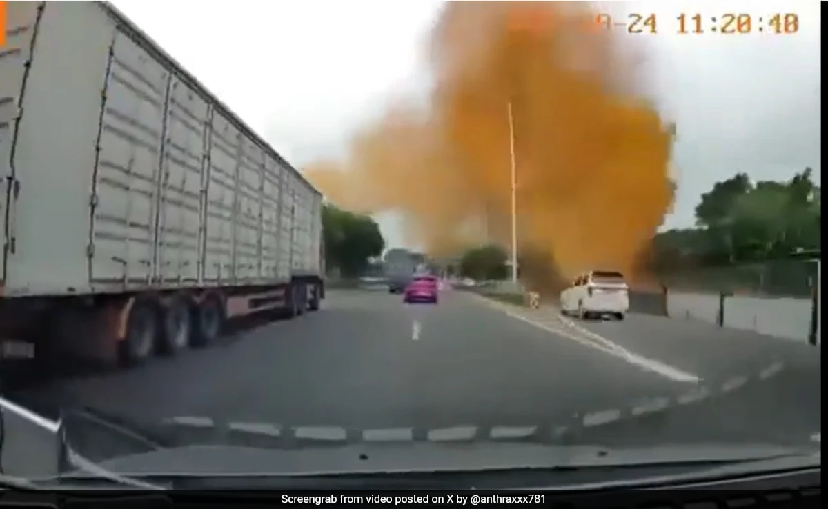 Video Shows Cars, Pedestrians Covered In Faeces After Sewage Pipes Burst In China