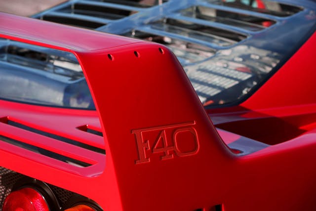 Ferrari F40 wing close up