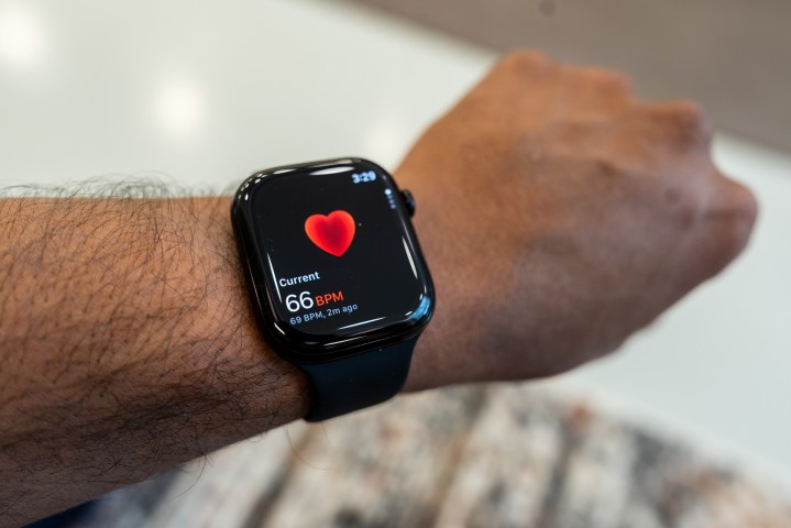 Heart Rate monitoring on Apple Watch Series 10