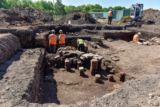 The bath house dig