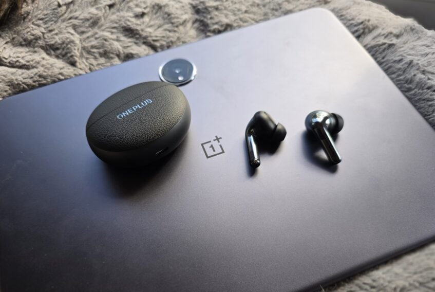 OnePlus Buds Pro 3 Review: A Well-Balanced Audio Experience 13