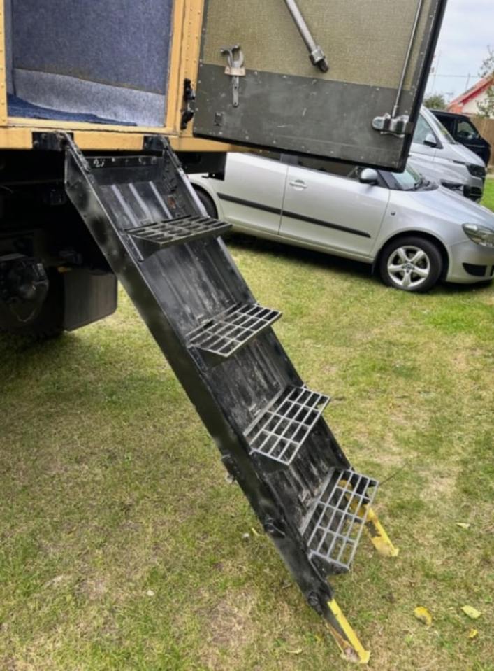 Standard equipment inside the original car included front and rear-end rotating NATO tow hooks