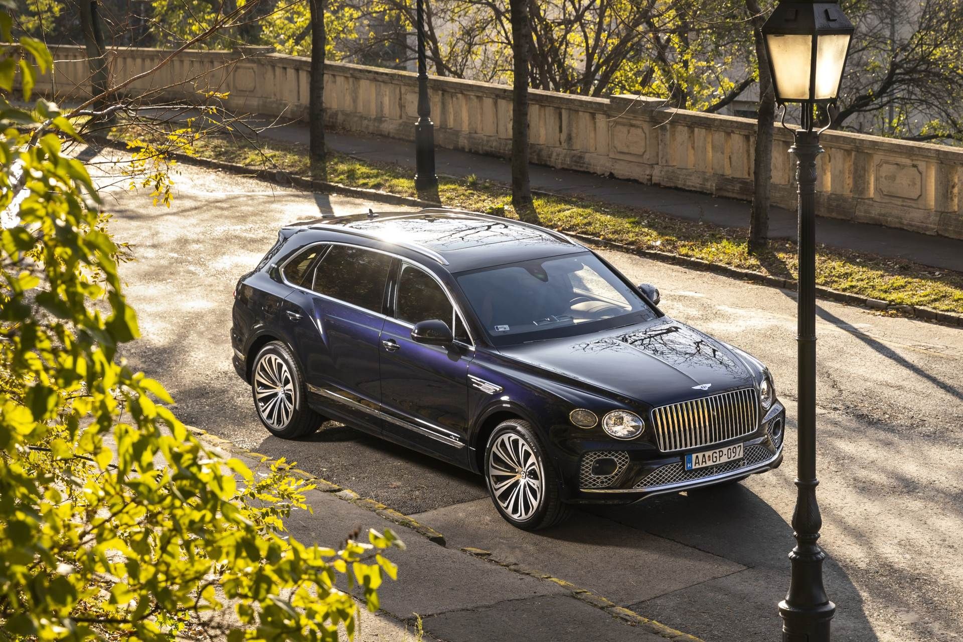 2024 Bentley Bentayga