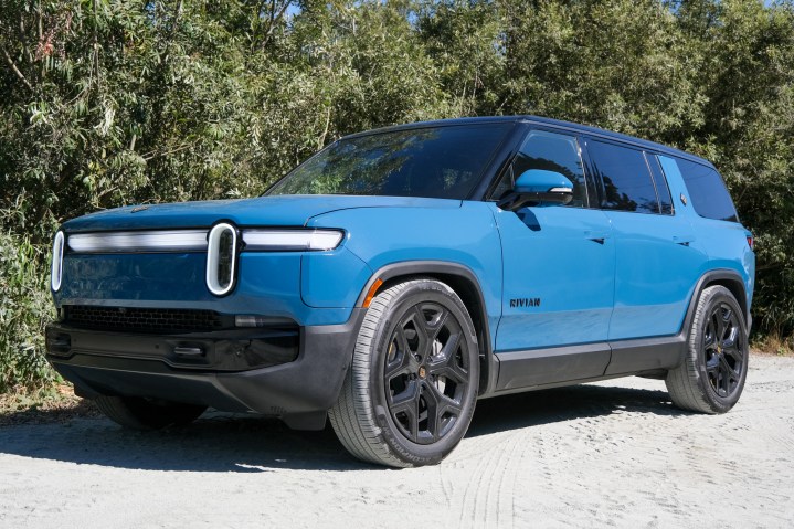 Rivian R1S Gen 2.