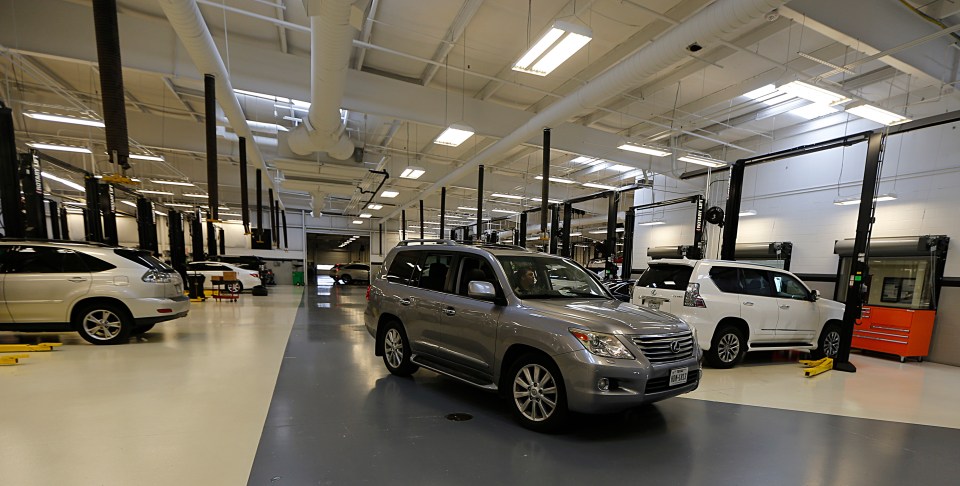 The Autopian blogger David Tracy prefers to do his own car repairs rather than going to a mechanic (stock image)