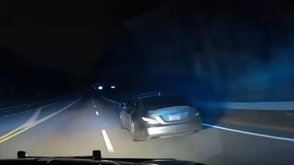 Watch A Mercedes CLS Roast A Pursuing Cop