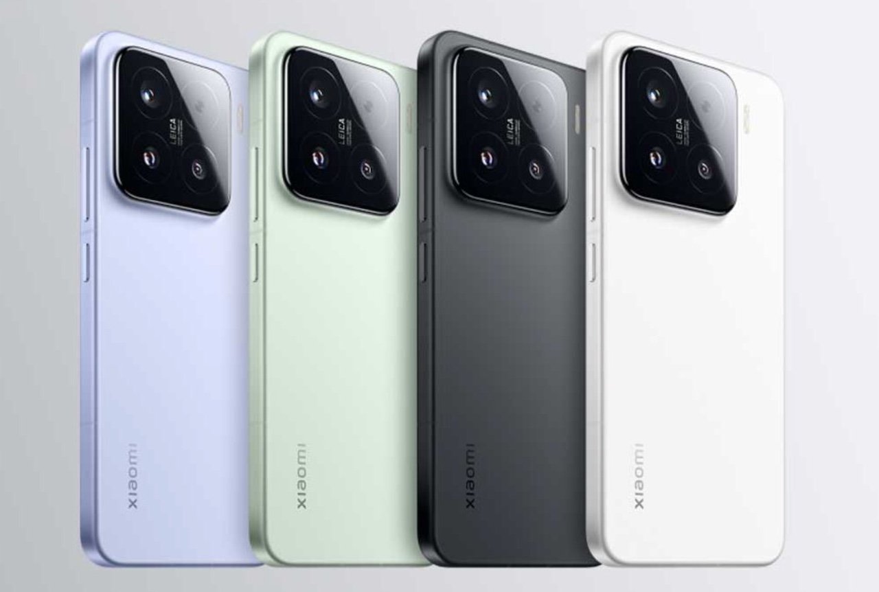 Xiaomi 15 in four different colors