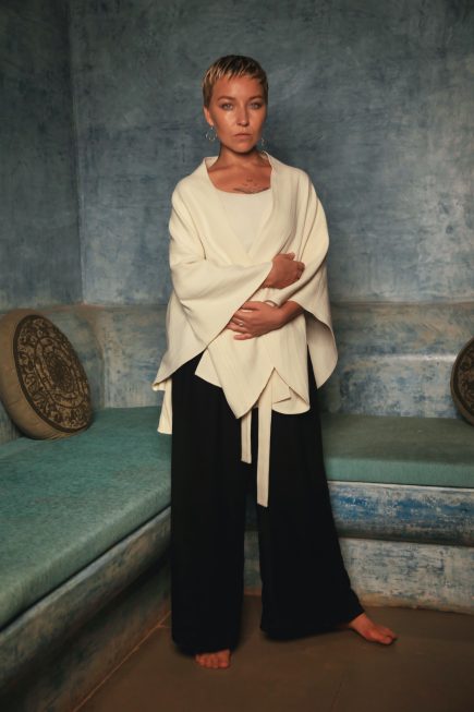 Handvävd merinoull/silkesponcho