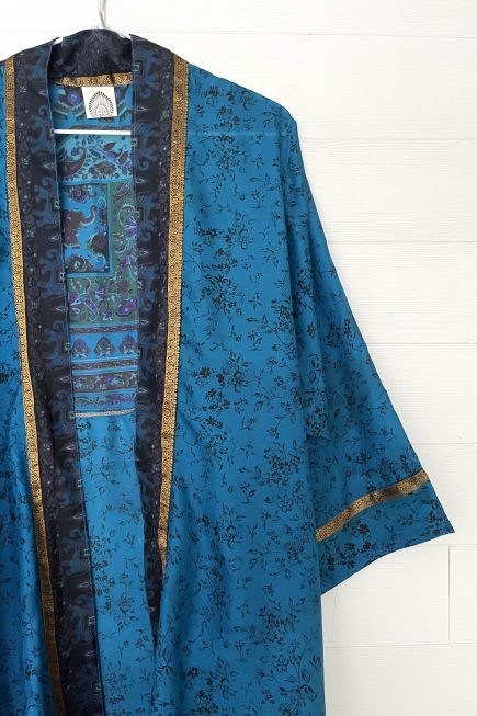 Kimono Uma