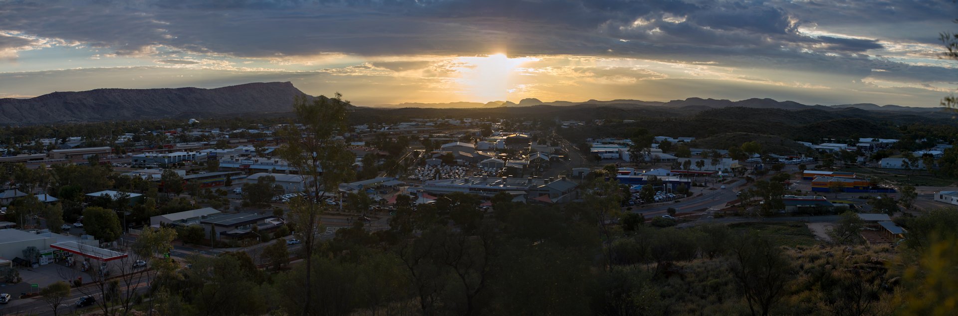 Sunset over Alice Springs and the MacDonnell Ranges
