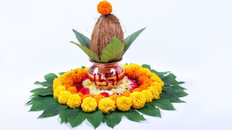 How to Use a Mangal Kalash at Home