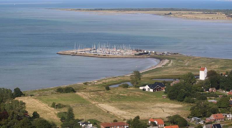 Endelave - Kattegats perle - luftfoto havnen