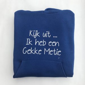 Sweater met kap voor de zotte meter