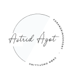 logo astrid ågot hvid baggrund