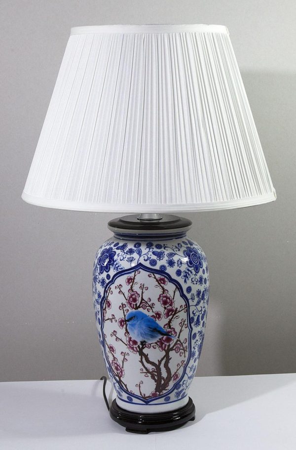 Mycket vacker lampa i äkta kinesiskt porslin 30 cm 2 st