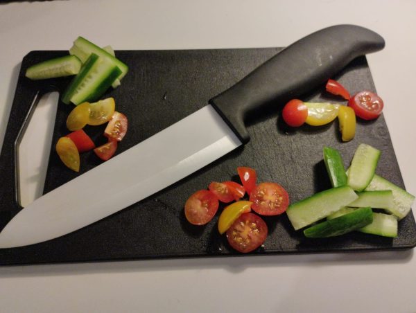 Köks och allroundkniv ergonomiskt handtag och keramisk blad