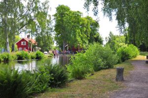 Hitta bästa flyttfirman i örebro