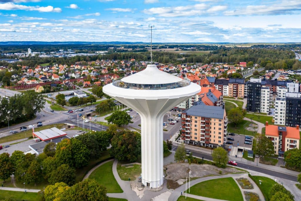 Bird’s eye view of the Svampen tower in Orebro, Sweden Flyttfirma Örebro svampen