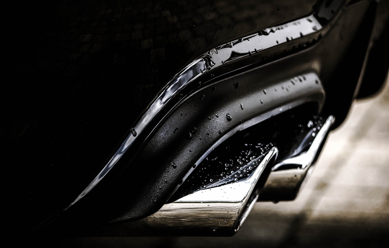 exhaust-pipe-1653783_1280
