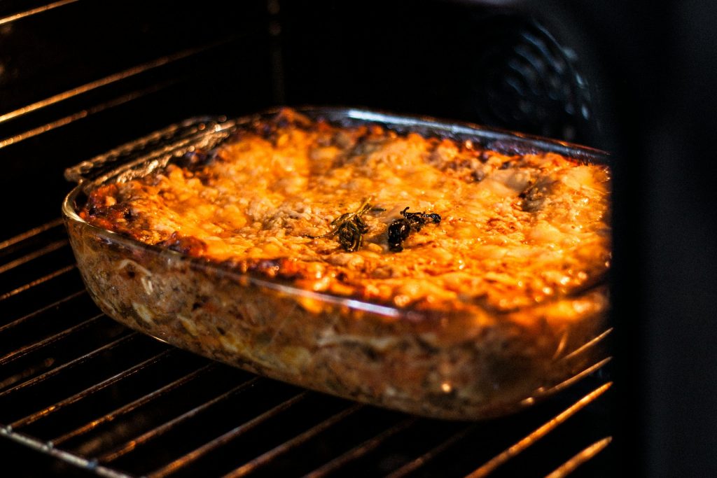 Lasagne i airfryer til dig og din hund