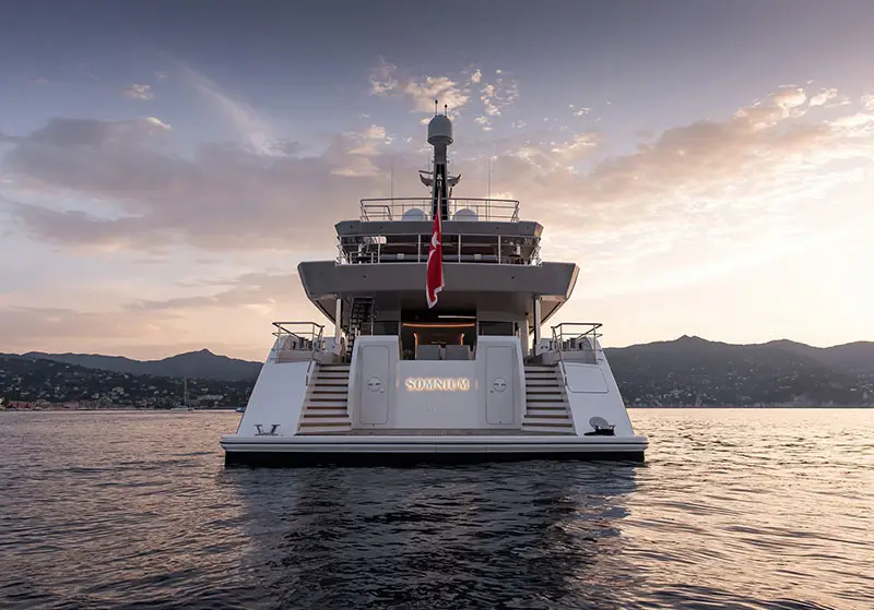 خت للبيع في الإمارات 2021 Feadship Somnium 55m