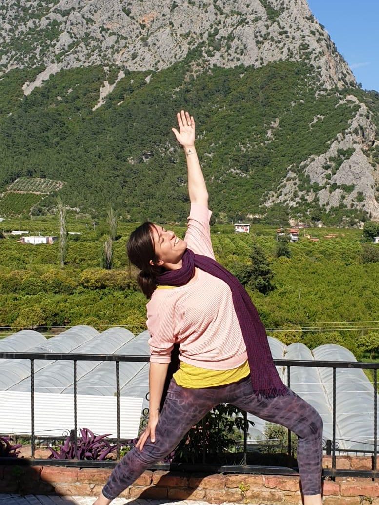 Elif - YogaDaan - Yoga Class