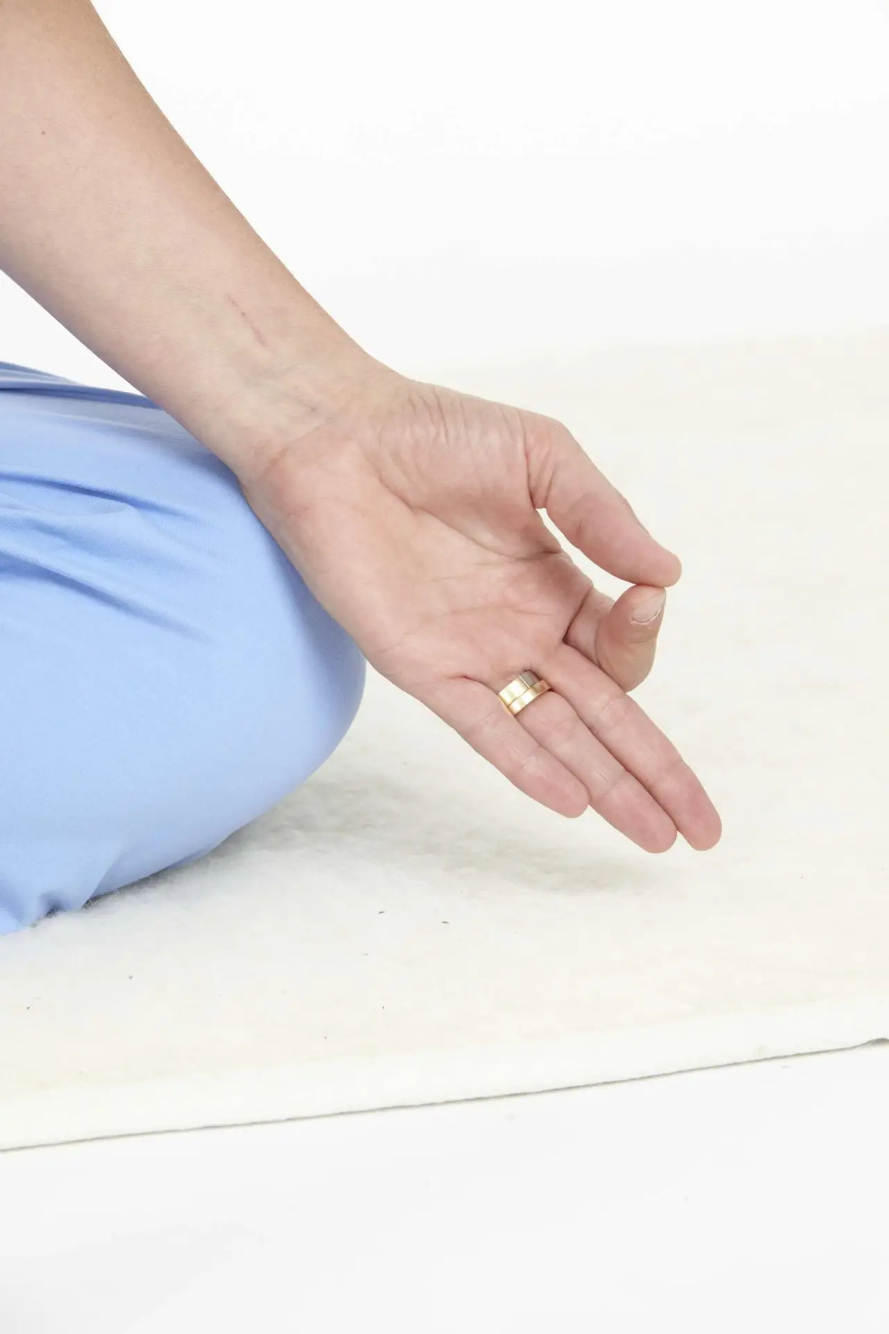 kundaliniyoga mediyoga medicinsk yoga internationell certifiering 200 timmar