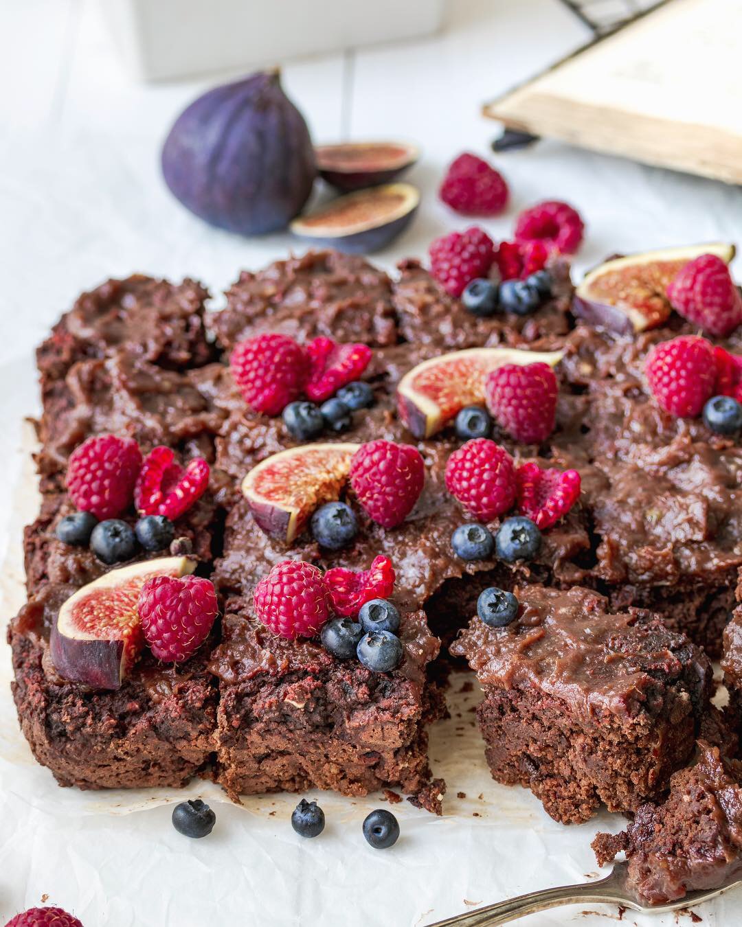 vegan beetroot brownies