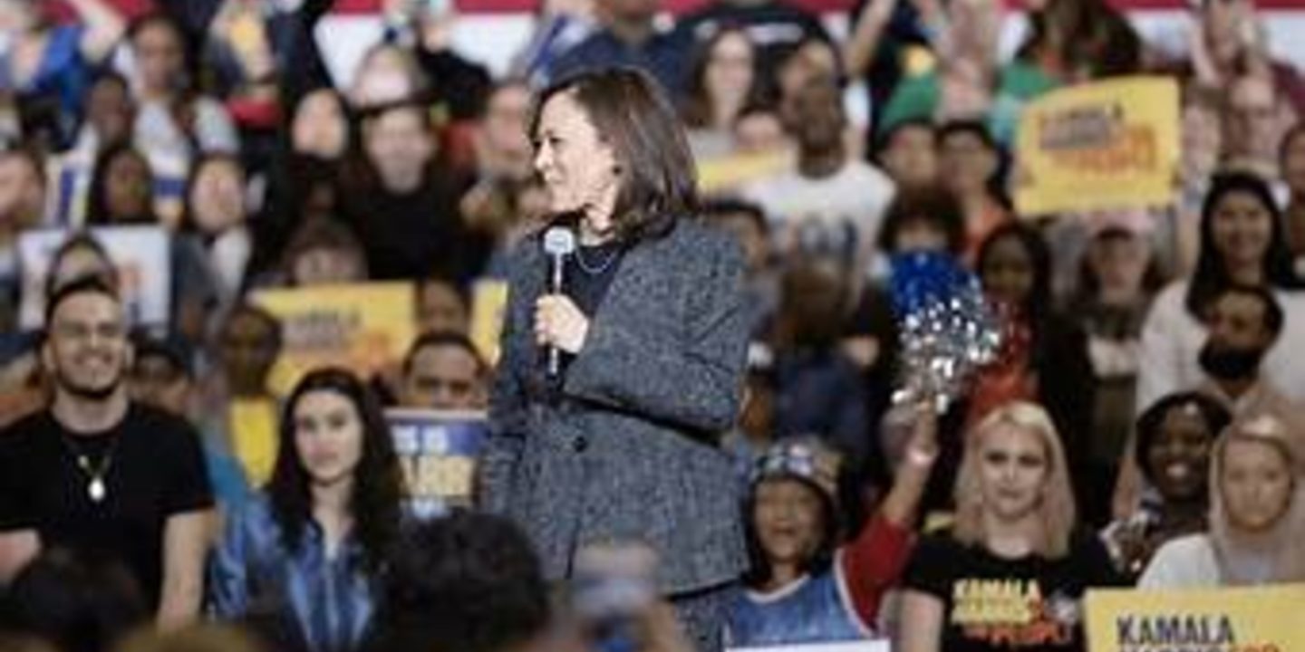 Winning-Over-Gen-Z-How-Kamala-Harris-is-Mobilizing-the-Youth-Vote-for-2024.