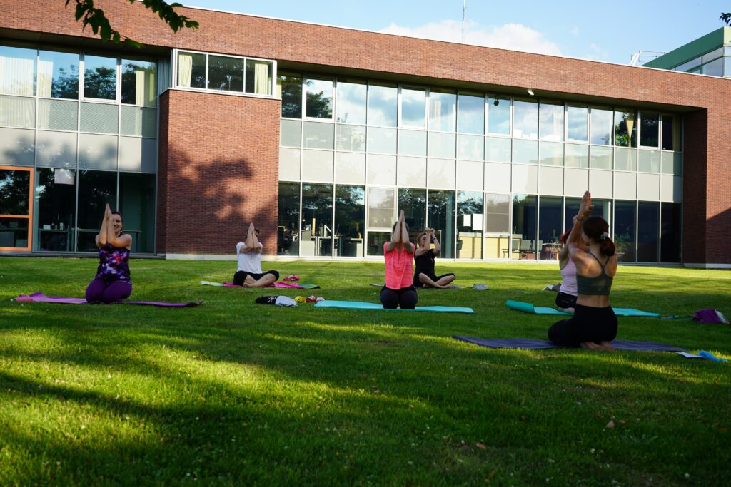 Outdoor POP Pilates lessen in Meise