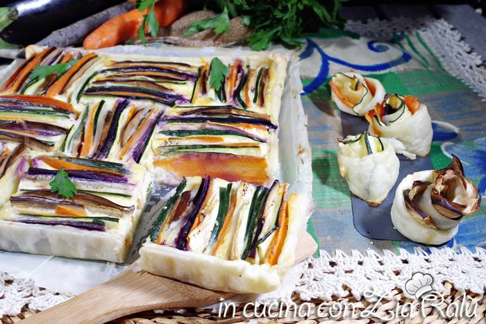 Torta di verdure colorata salata quadrata