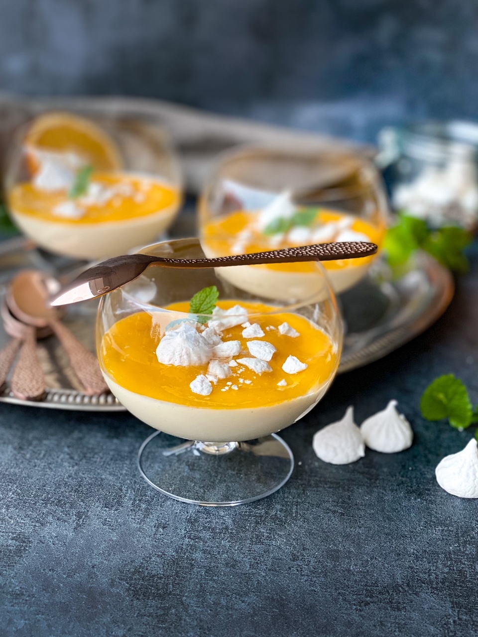 pannacotta med mango och apelsin Zofia kök