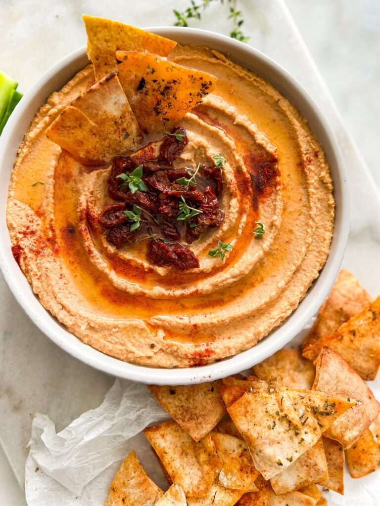 Hummus med soltorkade tomater Zofias kök Hummus med soltorkade tomater