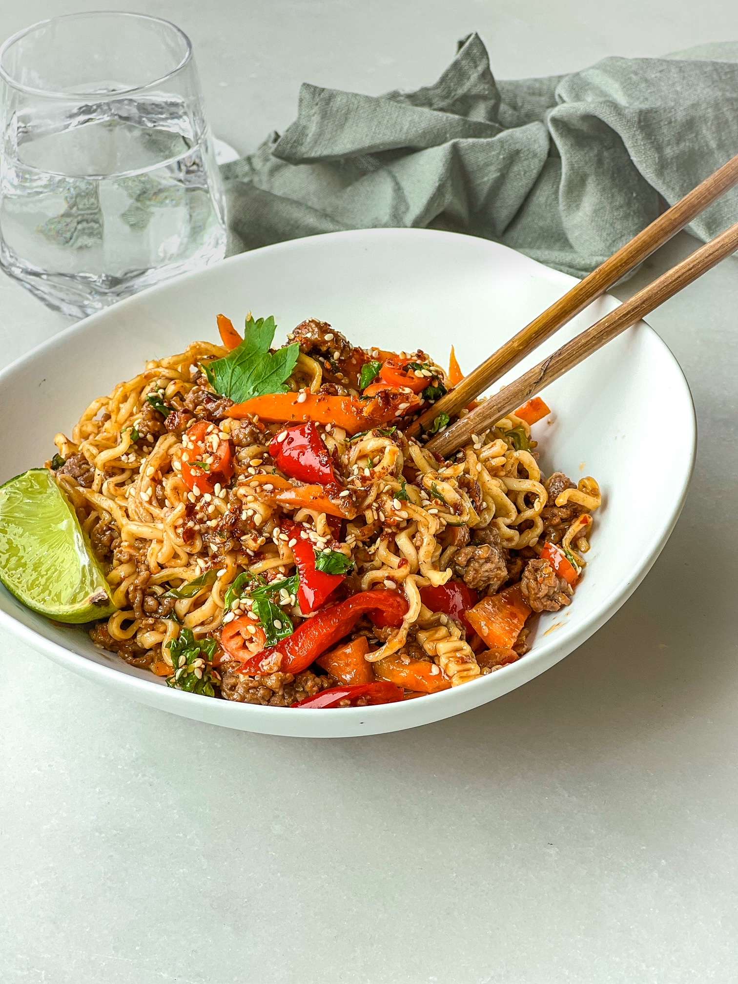 Sevgilisi bilan jinsiy aloqa paytida porno soriladi