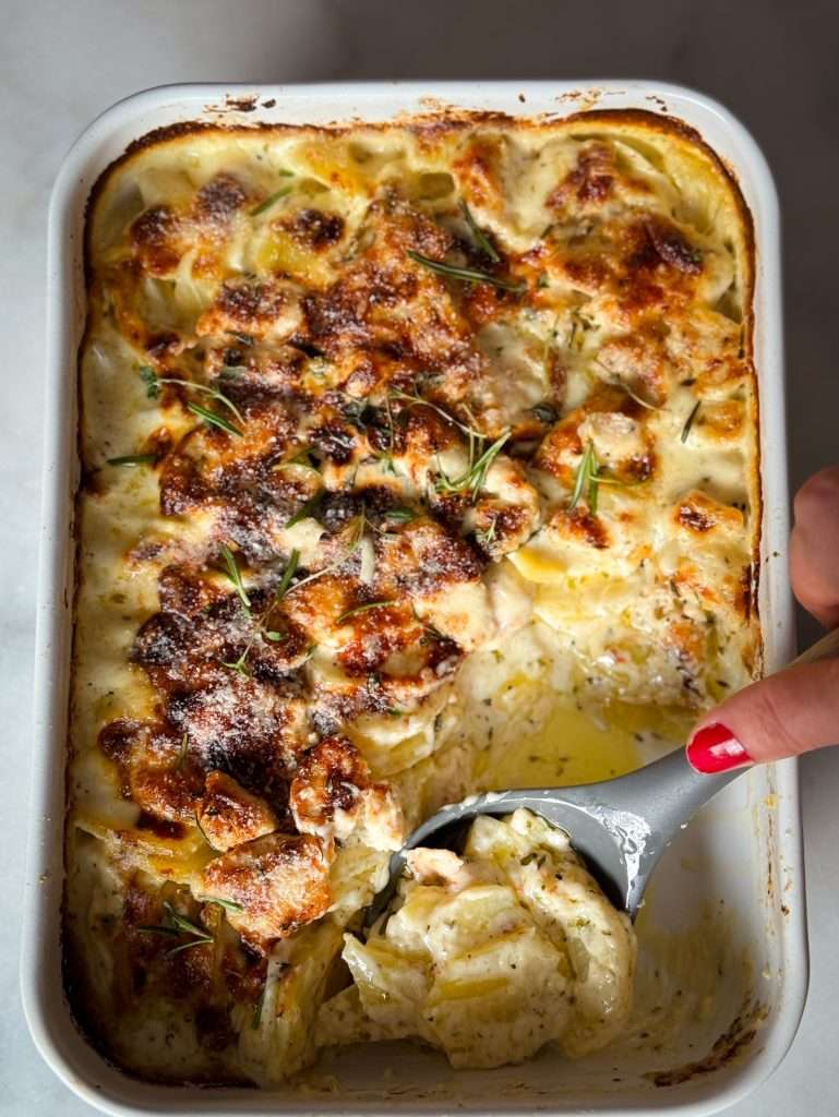 Keksa ayollarning dumbalari jinsiy aloqada bolgan fotosuratlar Viktoriya Tarasova, aktrisa, yalangoch