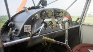 2016-06-25: OY-DYZ ankommer til Nyvang - cockpit