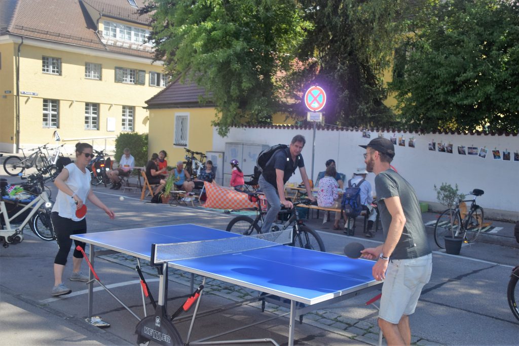 Buntes Treiben in der Innenstadt