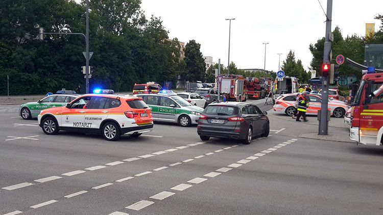 Las primeras imágenes del tiroteo en un centro comercial de Múnich – RT