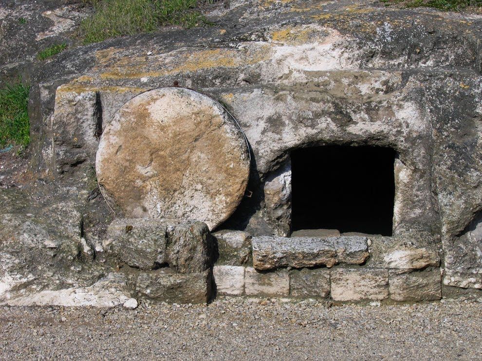 Resultado de imagen para fotos de la verdadera tumba de jesus