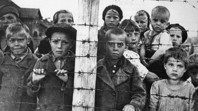 Unos 10.000 niños judíos lograron escapar del holocausto, pero tuvieron que dejar atrás a sus padres.