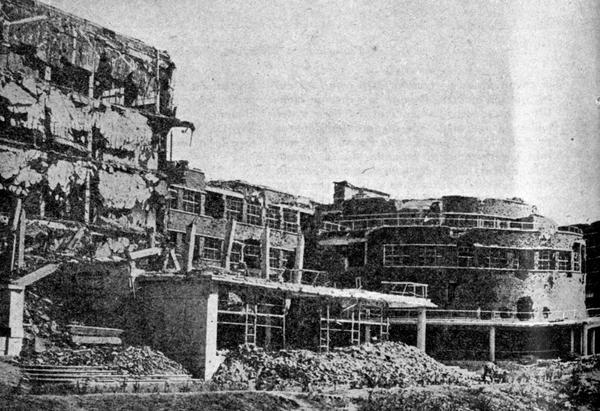 La Facultad de Filosofía y Letras al término de la Guerra Civil española. Foto: Gaceta Médica Española