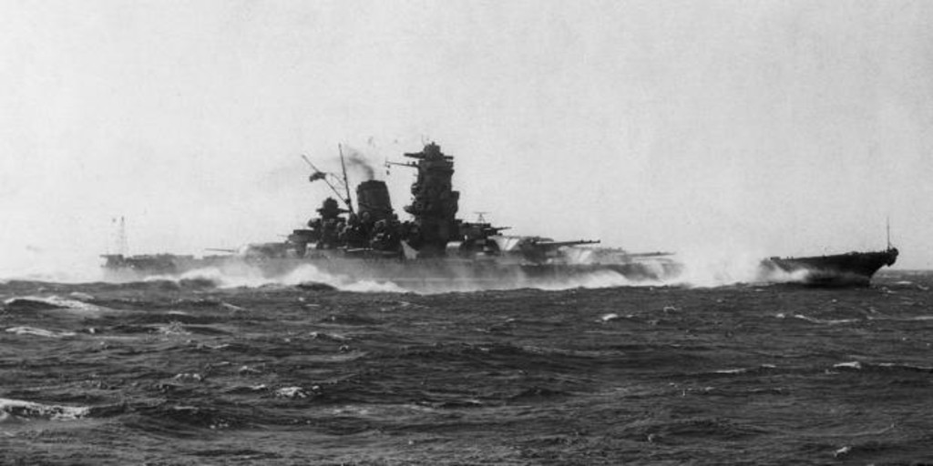 El Yamato, durante sus pruebas de mar, en 1941. - ABC / Vídeo: Yamato, el mayor acorazado de la historia