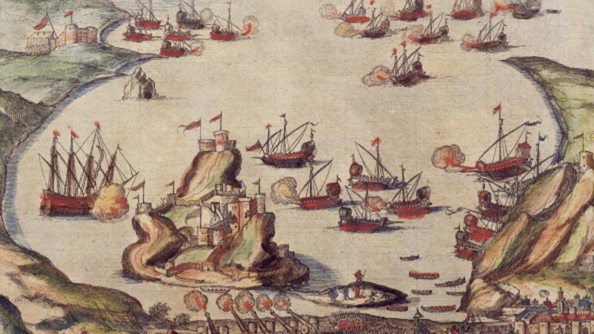 Un grabado del siglo XVI que muestra la flota otomana de Barbarroja atacando un puerto del Mediterráneo. Getty