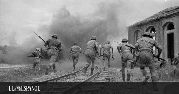  Tropas británicas durante los combates en Sicilia. Tropas británicas durante los combates en Sicilia. IWM