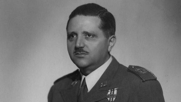 https://www.abc.es/archivo/abci-sombra-asesinato-sobre-juan-bautista-sanchez-general-conspiro-contra-franco-1957-202303300028_noticia.html