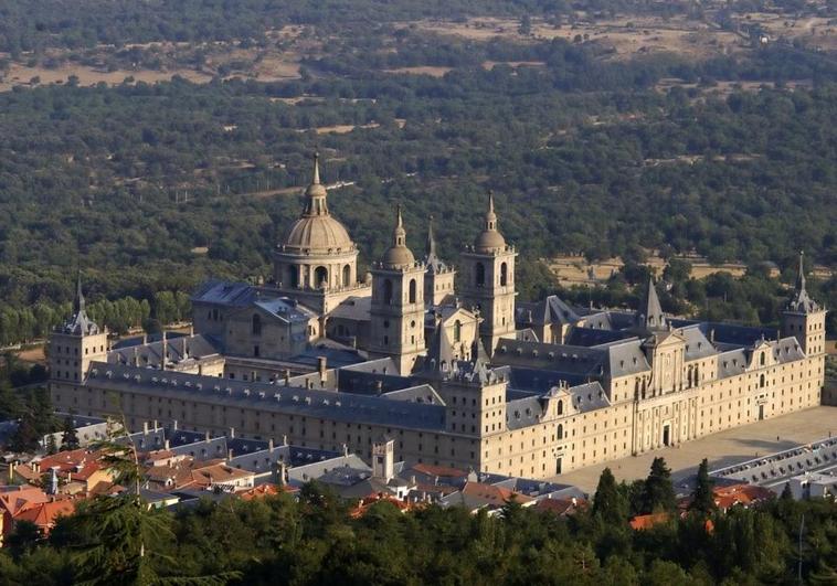 Imagen aérea del Monasterio de El Escorial, de estilo herreriano. ABC