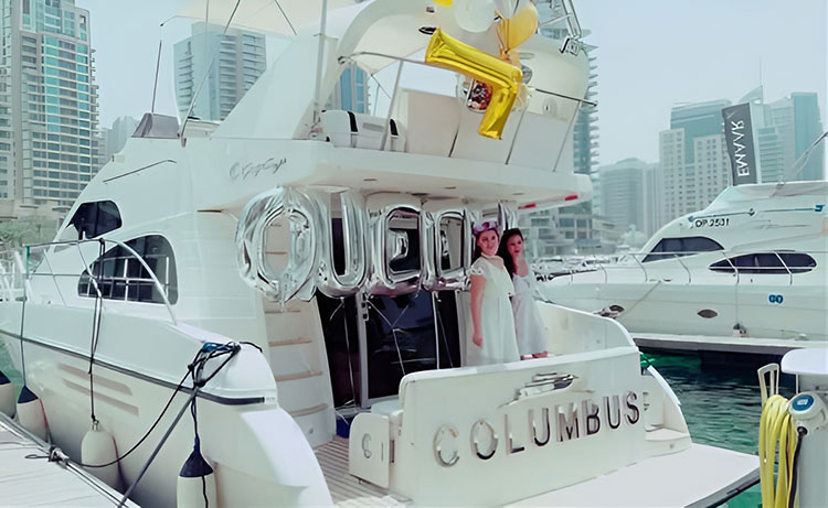 yacht rental dubai 0101