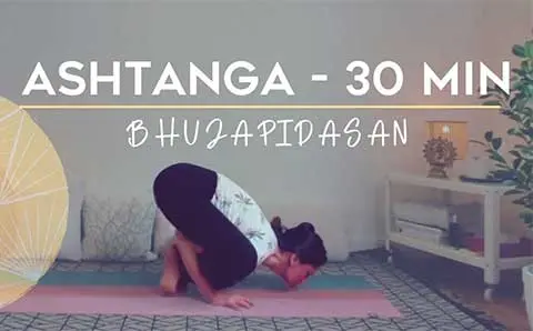 Ashtanga Yoga cours Bhujapidasana, la posture de la pression d'épaule